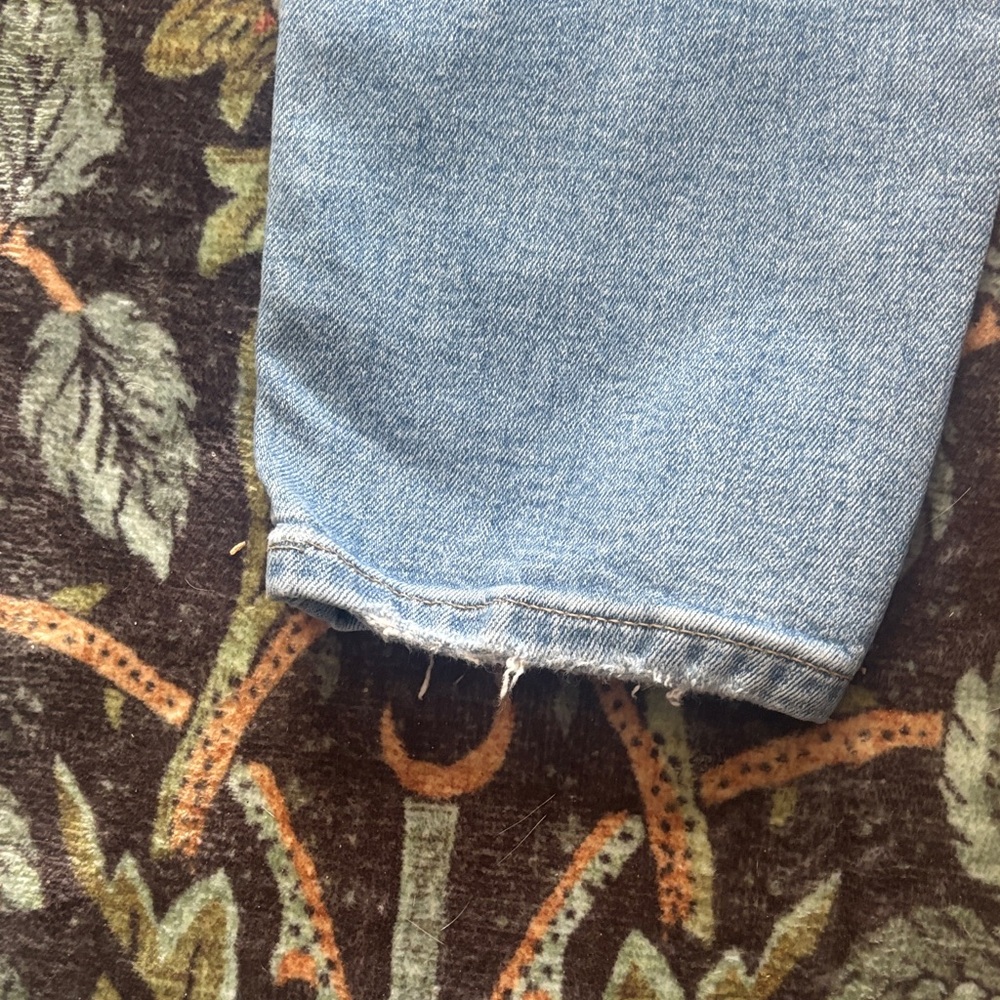 LOFT Light Blue Distressed Skinny Jeans Size 8 - Picture 6 of 9
